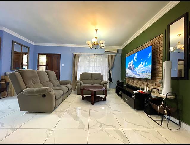 4 BEDROOM HOUSE FOR SALE IN MOBENI HEIGHTS